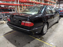 Load image into Gallery viewer, CARRIER ASSEMBLY MERCEDES E320 CLK320 97 98 99 - 02 03 - NW276236
