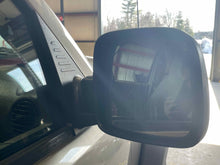 Load image into Gallery viewer, SIDE VIEW DOOR MIRROR Jeep Liberty 02 03 04 05 06 07 Right - NW508572