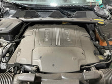 Load image into Gallery viewer, Plastic Engine Cover Jaguar XJ 2012 - NW562386