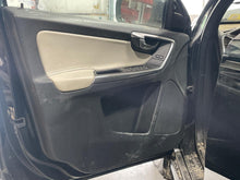 Load image into Gallery viewer, Front Interior Door Trim Panel VOLVO XC60 2015 - NW534563