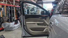 Load image into Gallery viewer, Front Interior Door Trim Panel Cadillac SRX 2011 - NW322722