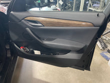Load image into Gallery viewer, Front Interior Door Trim Panel BMW X1 2015 - NW448683