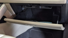 Load image into Gallery viewer, Glove Box Door Land Rover Evoque 2013 - NW410560