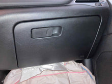 Load image into Gallery viewer, Glove Box Door Jeep Cherokee 2019 - NW430333