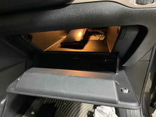 Load image into Gallery viewer, Glove Box Door Jeep Cherokee 2015 - NW441162