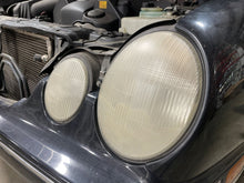 Load image into Gallery viewer, HEADLIGHT LAMP ASSEMBLY E320 E430 E500 E55 00 01 02 03 Left - NW429124