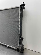 Load image into Gallery viewer, RADIATOR Gl350 Gl450 Gl550 GL63 AMG GLE350 GLE400 GLE43 GLE450 12-19 - NW492557