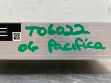 Load image into Gallery viewer, Radio Chrysler Pacifica 2006 - NW534705