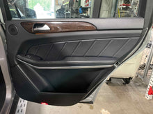 Load image into Gallery viewer, Rear Interior Door Trim Panel MERCEDES GL-CLASS 2013 - NW424683