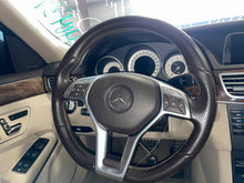 Load image into Gallery viewer, Steering Wheel MERCEDES E-CLASS 2015 - NW517544