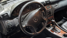 Load image into Gallery viewer, Steering Wheel MERCEDES C-CLASS 2007 - NW389349