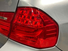 Load image into Gallery viewer, OUTER TAIL LIGHT LAMP BMW 323i 328i 335i M3 09 10 11 Right - NW542793