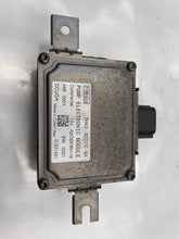 Load image into Gallery viewer, Computer   2010 - NW451710
