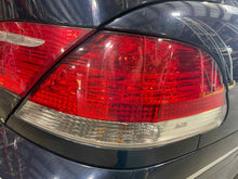 Load image into Gallery viewer, OUTER TAIL LIGHT LAMP 750i 750il 750LI 760li Alpina B7 06-08 Right - NW525155
