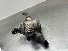Load image into Gallery viewer, FUEL PUMP A6 A7 A8 Q5 Q7 S4 S5 SQ5 Touareg 12 13 14 15 16 17 - NW473877
