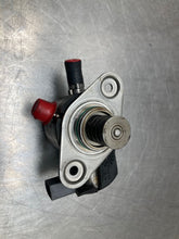 Load image into Gallery viewer, FUEL PUMP C250 C300 C350 C43 C63 E300 E350 E400 E550 GLC250d 15-20 - NW474265
