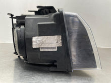 Load image into Gallery viewer, HEADLIGHT LAMP ASSEMBLY Land Rover LR2 08 09 10 11 12 Left - NW529799
