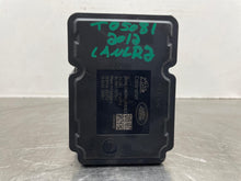 Load image into Gallery viewer, ABS ANTI-LOCK BRAKE PUMP Land Rover LR2 2012 12 - NW529446

