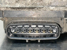 Load image into Gallery viewer, THROTTLE BODY Land Rover LR2 2008 08 2009 09 2010 10 2011 11 3.2L - NW531617
