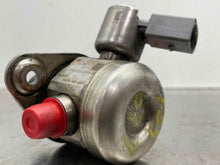 Load image into Gallery viewer, FUEL PUMP 135i 335i 335i GT 535i 535i Gt 640I 740i 740il 12-15 - NW547604
