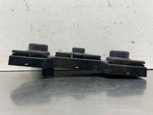 Load image into Gallery viewer, Temperature Controls  SILVERADO 1500 PICKUP 2021 - NW536769
