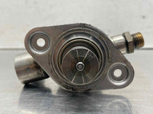 Load image into Gallery viewer, FUEL PUMP A4 A6 TT Beetle EOS Jetta Tiguan 11 12 13 14 15 16 - NW583498
