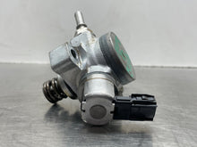 Load image into Gallery viewer, FUEL PUMP Subaru Forester 2019 19 2020 20 2021 21 2022 22 - NW585878
