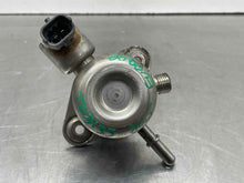 Load image into Gallery viewer, FUEL PUMP Land Rover Evoque LR2 12 13 14 15 16 17 - NW586560
