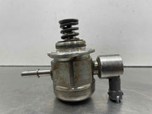 Load image into Gallery viewer, FUEL PUMP Land Rover Evoque LR2 12 13 14 15 16 17 - NW586634
