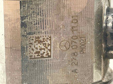 Load image into Gallery viewer, [INVENTORYCAR_YEAR_MAKE_MODEL] FUEL PUMP - NW586881
