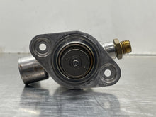 Load image into Gallery viewer, FUEL PUMP Beetle Golf Golf GTI Jetta Passat 14 15 16 - NW589030

