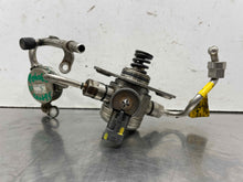 Load image into Gallery viewer, Fuel Pump  SAAB 9-5 2011 - NW591315
