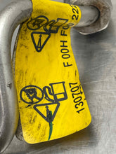 Load image into Gallery viewer, Fuel Pump  SAAB 9-5 2011 - NW591315
