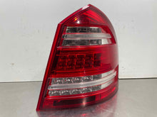 Load image into Gallery viewer, TAIL LIGHT LAMP ASSEMBLY Gl350 Gl450 Gl550 10 11 12 UPPER Right - NW538759
