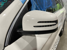 Load image into Gallery viewer, SIDE VIEW DOOR MIRROR Gl350 Gl450 Gl550 GL63 AMG ML350 12-16 Left - NW539193
