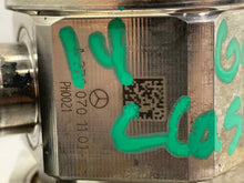 Load image into Gallery viewer, [INVENTORYCAR_YEAR_MAKE_MODEL] FUEL PUMP - NW601957
