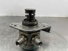 Load image into Gallery viewer, FUEL PUMP Jaguar Vanden Pl XF XFR XJ XJL XJR XK XKR 2010-2015 - NW601707
