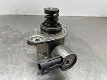 Load image into Gallery viewer, FUEL PUMP Jaguar Vanden Pl XF XFR XJ XJL XJR XK XKR 2010-2015 - NW601707
