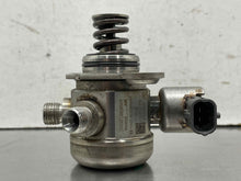 Load image into Gallery viewer, FUEL PUMP Jaguar Vanden Pl XF XFR XJ XJL XJR XK XKR 2010-2015 - NW601834

