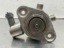Load image into Gallery viewer, FUEL PUMP Jaguar Vanden Pl XF XFR XJ XJL XJR XK XKR 2010-2015 - NW601834
