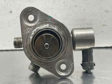 Load image into Gallery viewer, FUEL PUMP Jaguar Vanden Pl XF XFR XJ XJL XJR XK XKR 2010-2015 - NW608383
