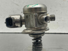 Load image into Gallery viewer, FUEL PUMP Jaguar Vanden Pl XF XFR XJ XJL XJR XK XKR 2010-2015 - NW608633
