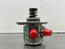 Load image into Gallery viewer, FUEL PUMP Jaguar Vanden Pl XF XFR XJ XJL XJR XK XKR 2010-2015 - NW623514
