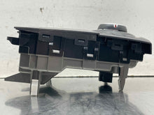 Load image into Gallery viewer, FRONT TEMPERATURE CONTROLS Hyundai Santa Fe 13 14 15 16 - NW636759

