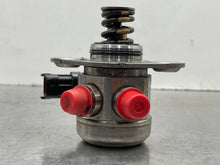 Load image into Gallery viewer, Fuel Pump  DISCOVERY SPORT 2018 - NW643808
