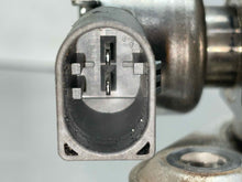 Load image into Gallery viewer, FUEL PUMP C250 C300 C350 C43 C63 E300 E350 E400 E550 GLC250d 15-20 - NW656345
