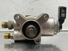 Load image into Gallery viewer, Fuel Pump  AUDI A8 2010 - NW658326
