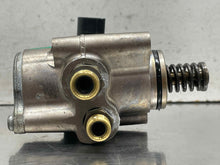 Load image into Gallery viewer, Fuel Pump  AUDI A8 2010 - NW658326
