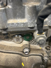 Load image into Gallery viewer, Engine Motor  SILVERADO 1500 PICKUP 2022 - NW664844
