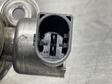 Load image into Gallery viewer, FUEL PUMP Beetle Golf Golf GTI Jetta Passat 14 15 16 - NW695987
